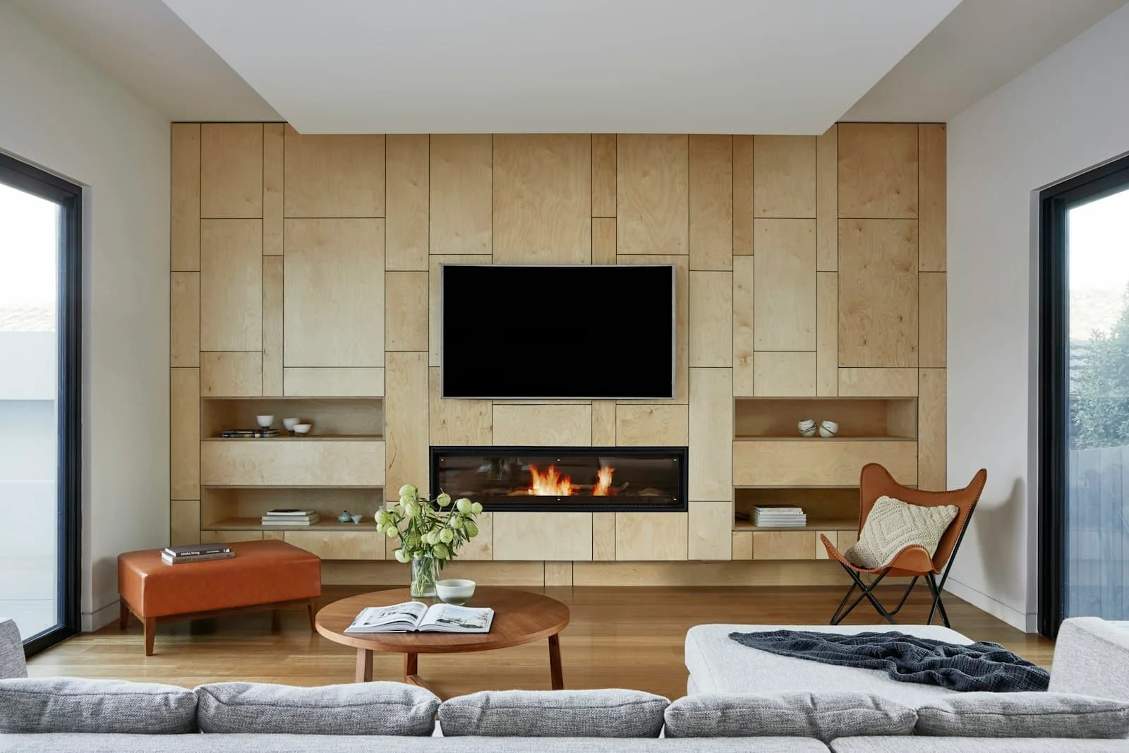 Interior design reference with natural materials, understated furnishings, and a light neutral palette